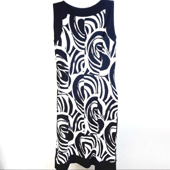 5/$25 Black and White Rose Print Sheath Dress Sz 2 - Picture 2 of 2
